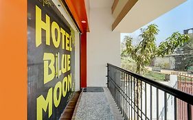 Hotel O Blue Moon